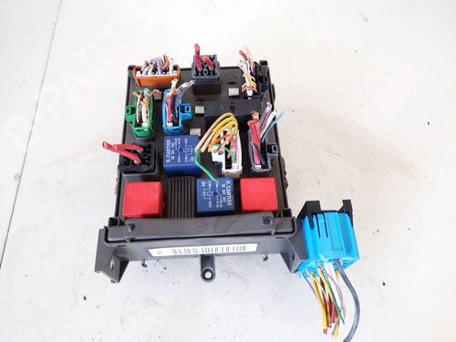 Used Fuse box Fuse box RENAULT LAGUNA II (BG0/1_) 1.6 16V (BG0A, BG0L) (107 hp) 32951991 32951991