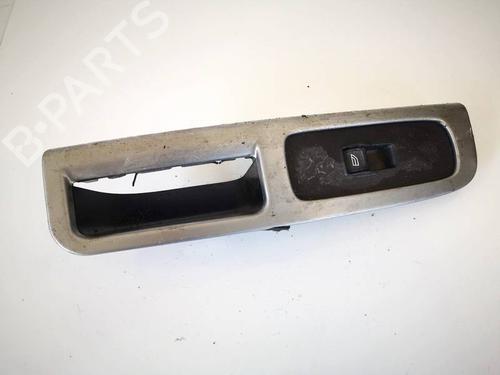 Used Switch Switch VOLVO V50 (545) 2.0 D (136 hp) 32956256 32956256