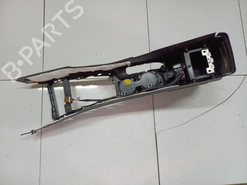Armrest / Center console HYUNDAI i30 (FD) 1.6 CRDi | BP39391977I20 - Image 3
