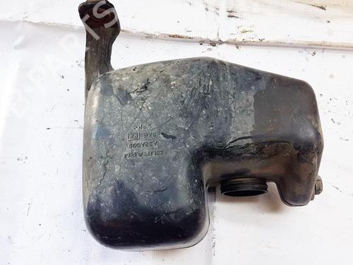 Used Windscreen washer tank Windscreen washer tank SUBARU FORESTER (SF_) 2.0 AWD (SF5) (125 hp) 35867600 35867600