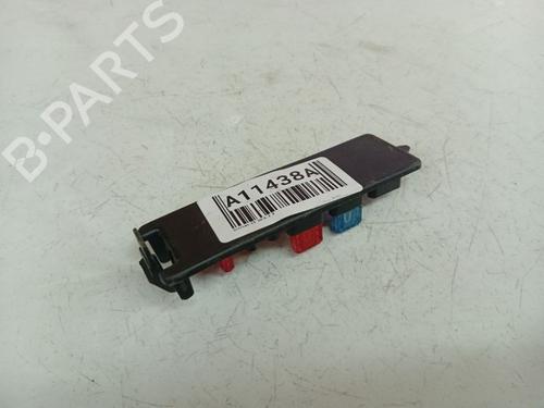 Fuse box CITROËN C5 III (RD_) 2.0 HDi (RDRHD8, RDRHDJ, RDRHR8, RDRHRJ) | BP39545661E1 - Image 3