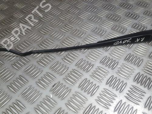 Used Front windshield wiper arm Front windshield wiper arm 33497070 33497070