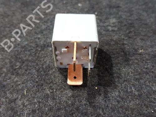 Used Electronic sensor Electronic sensor VW POLO IV (9N_, 9A_) 1.4 16V (75 hp) 33483522 33483522