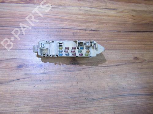 Used Fuse box Fuse box MAZDA 626 V (GF) 1.8 (GF8P) (100 hp) 33480357 33480357