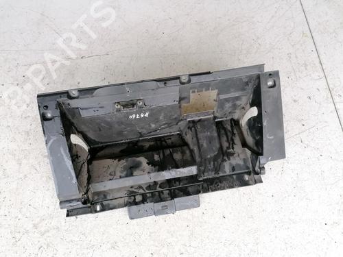 Used Glove box Glove box NISSAN X-TRAIL I (T30) 2.2 dCi 4x4 (136 hp) 35570734 35570734