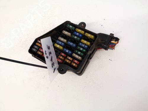 fuse-box-audi-a6-c5-4b2-4b4-1997-1998-1999-2000-2001-2002-2003-2004-2005-32909478 main image