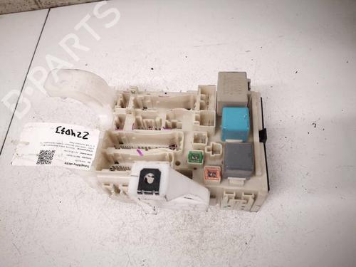 Used Fuse box Fuse box MERCEDES-BENZ GL-CLASS (X164) GL 420 CDI 4-matic (164.828) (306 hp) 39758602 39758602