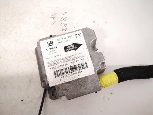 ecu-airbags-opel-vectra-b-j96-1995-1996-1997-1998-1999-2000-2001-2002-2003-2004-32904307 main image