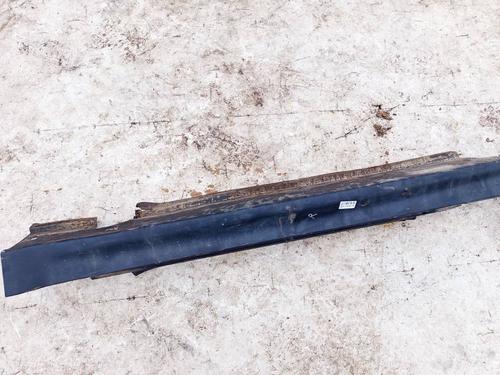 Used Right sideskirt Right sideskirt 34875277 34875277