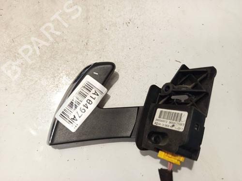 Used Steering wheel controls Steering wheel controls 34905612 34905612