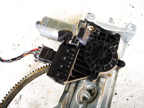Used Right front window motor Right front window motor 35585838 35585838