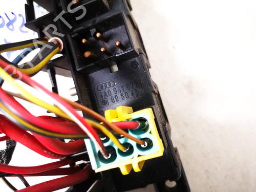 Fuse box AUDI A4 B5 (8D2) 1.9 TDI | BP33086825E1 - Image 3