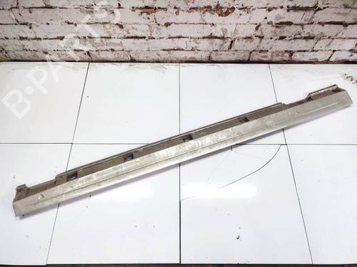 Used Right sideskirt Right sideskirt 38478612 38478612