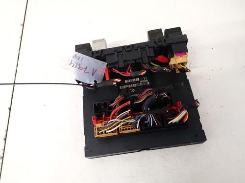 Used Fuse box Fuse box VW PASSAT B6 (3C2) 2.0 TDI (140 hp) 32900974 32900974