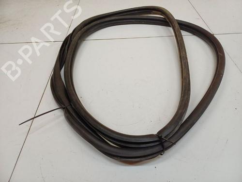 Gummiliste Gummiliste MERCEDES-BENZ E-CLASS T-Model (S211) E 200 T Kompressor (211.242) (163 hp) 34772326 34772326