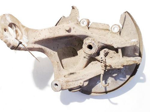 Used Right rear steering knuckle Right rear steering knuckle 35419338 35419338