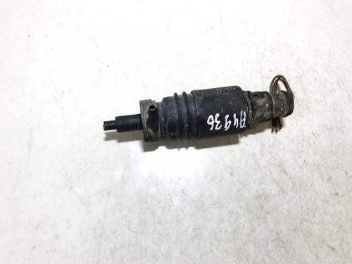 washer-pump-audi-a4-b5-8d2-1994-1995-1996-1997-1998-1999-2000-2001-35853695 main image