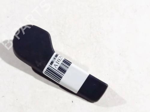 Maneta interior Maneta interior VW POLO IV (9N_, 9A_) 1.4 TDI (70 hp) 35066366 35066366