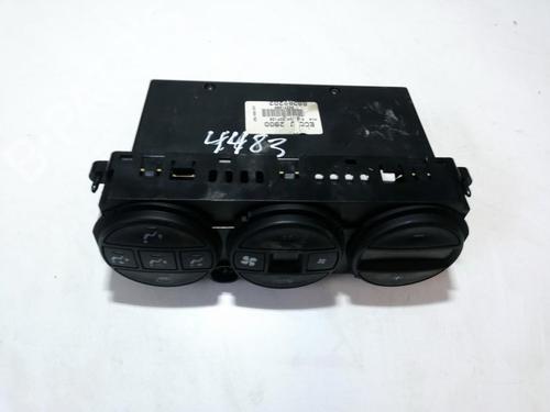 Used Climate control Climate control 35841328 35841328