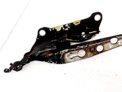 Used Hinge/Door check strap Hinge/Door check strap VOLVO XC90 I (275) D5 AWD (185 hp) 35232359 35232359