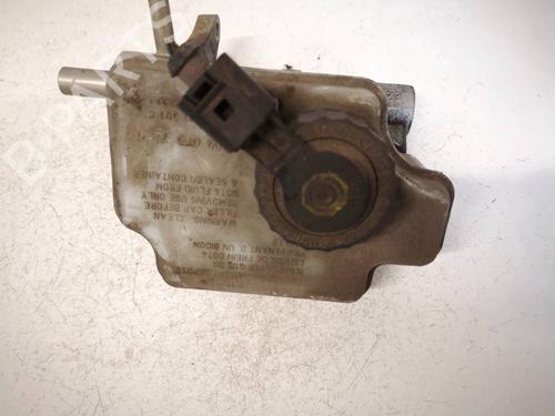 Used Brake fluid reservoir Brake fluid reservoir 38765660 38765660