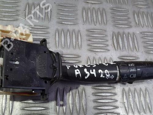 Used Warning switch Warning switch SUBARU FORESTER (SF_) 2.0 AWD (SF5) (125 hp) 35677562 35677562