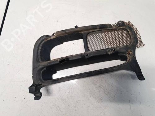 Grill Grill TOYOTA AVENSIS (_T25_) 2.0 D-4D (CDT250_, CDT250R) (116 hp) 35294585 35294585