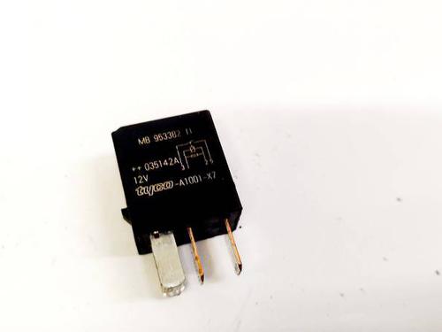 other-volvo-v40-estate-645-1995-1996-1997-1998-1999-2000-2001-2002-2003-2004-32615746 main image