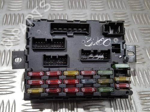 fuse-box-lancia-lybra-839_-1999-2000-2001-2002-2003-2004-2005-33503709 main image