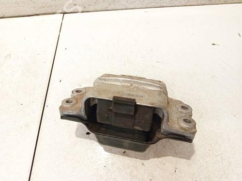 Used Engine mount Engine mount RENAULT MASTER II Platform/Chassis (ED/HD/UD) 2.2 dCI 90 (ED0G, ED0N, HD0G, HD0N, HD1G, HD1N, UD0G,... (90 hp) 32557021 32557021