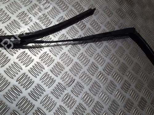 front-windshield-wiper-arm-vw-golf-v-1k1-2003-2004-2005-2006-2007-2008-2009-2010-33498916 main image