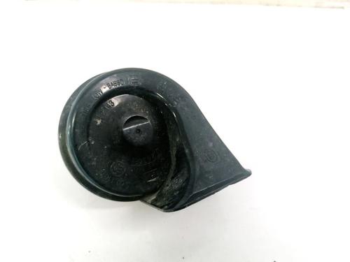 horn-toyota-auris-_e18_-2012-2013-2014-2015-2016-2017-2018-2019-35442369 main image