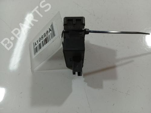 Switch PEUGEOT 1007 (KM_) 1.4 HDi | BP34887970I30 - Image 2