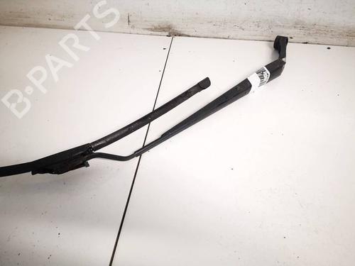 Used Front windshield wiper arm Front windshield wiper arm 32625576 32625576