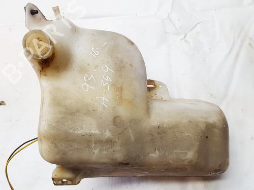 windscreen-washer-tank-saab-9-3-ys3d-1998-1999-2000-2001-2002-2003-35855896 main image