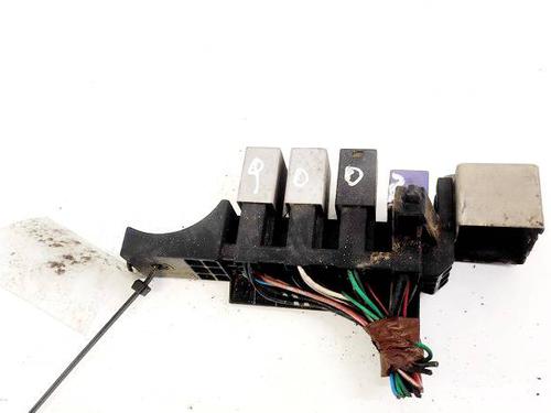 Used Fuse box Fuse box TOYOTA AVENSIS (_T25_) 2.0 D-4D (CDT250_, CDT250R) (116 hp) 32941159 32941159