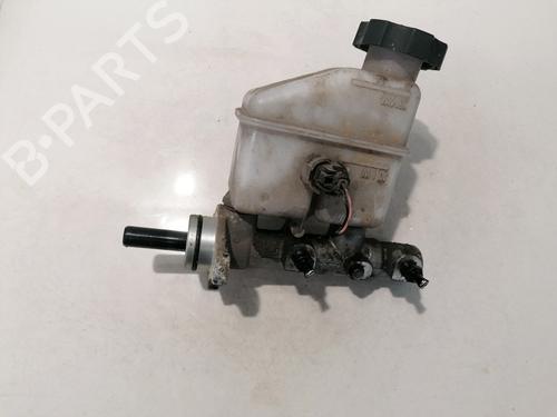 brake-master-cylinder-kia-ceed-hatchback-ed-2006-2007-2008-2009-2010-2011-2012-35578406 main image