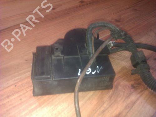 Used Fuse box Fuse box OPEL ZAFIRA A MPV (T98) 2.0 DI 16V (F75) (82 hp) 33508654 33508654