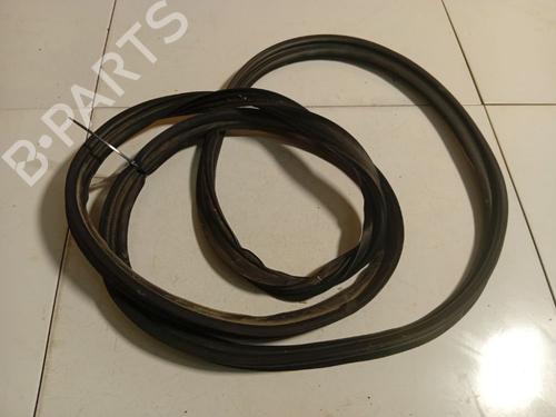 Gummiliste Gummiliste MAZDA 3 (BL) 2.2 MZR CD (BL10) (185 hp) 36822570 36822570