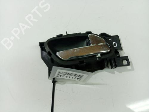 Used Rear right interior door handle Rear right interior door handle 34807556 34807556