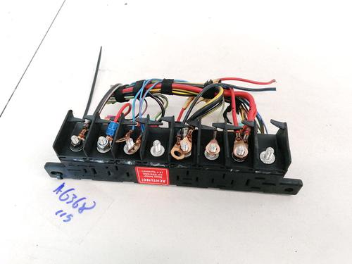 Used Fuse box Fuse box AUDI A4 B5 (8D2) 1.9 TDI (110 hp) 33085439 33085439