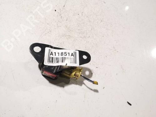Used Electronic sensor Electronic sensor TOYOTA YARIS (_P1_) 1.4 D-4D (NLP10_, NLP10R) (75 hp) 38975502 38975502