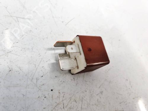 Electronic sensor TOYOTA COROLLA Saloon (_E12_) 2.0 D-4D (CDE120_, CDE120R) | BP32581458M84  - Image 5
