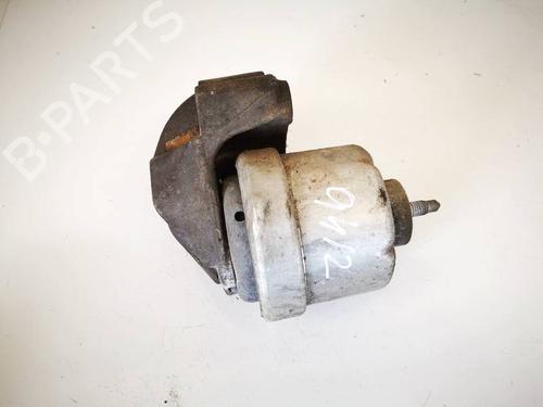 Used Engine mount Engine mount 32961071 32961071