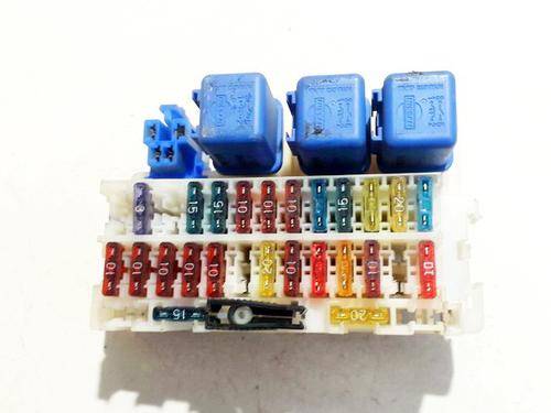 Used Fuse box Fuse box NISSAN SUNNY III Hatchback (N14) 2.0 D (75 hp) 33525569 33525569