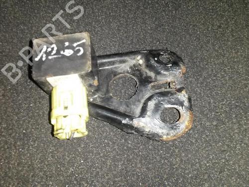 Used Electronic module Electronic module TOYOTA YARIS VERSO (_P2_) 1.3 (NCP20_, NCP22_, NCP20R, NCP22R) (86 hp) 33481151 33481151