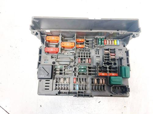 Used Fuse box Fuse box BMW X1 (E84) xDrive 18 d (143 hp) 32943079 32943079
