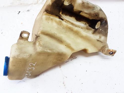 windscreen-washer-tank-audi-a4-b5-8d2-1994-1995-1996-1997-1998-1999-2000-2001-35862601 main image