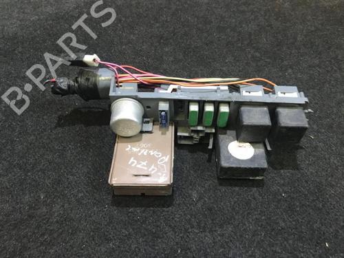 Used Fuse box Fuse box PONTIAC TRANS SPORT (UM06) 2.3 (137 hp) 33485904 33485904