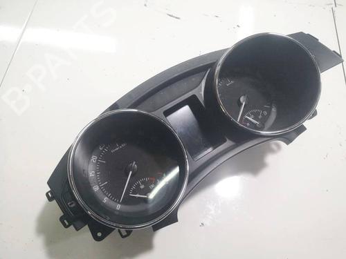 Used Instrument cluster Instrument cluster 34796778 34796778